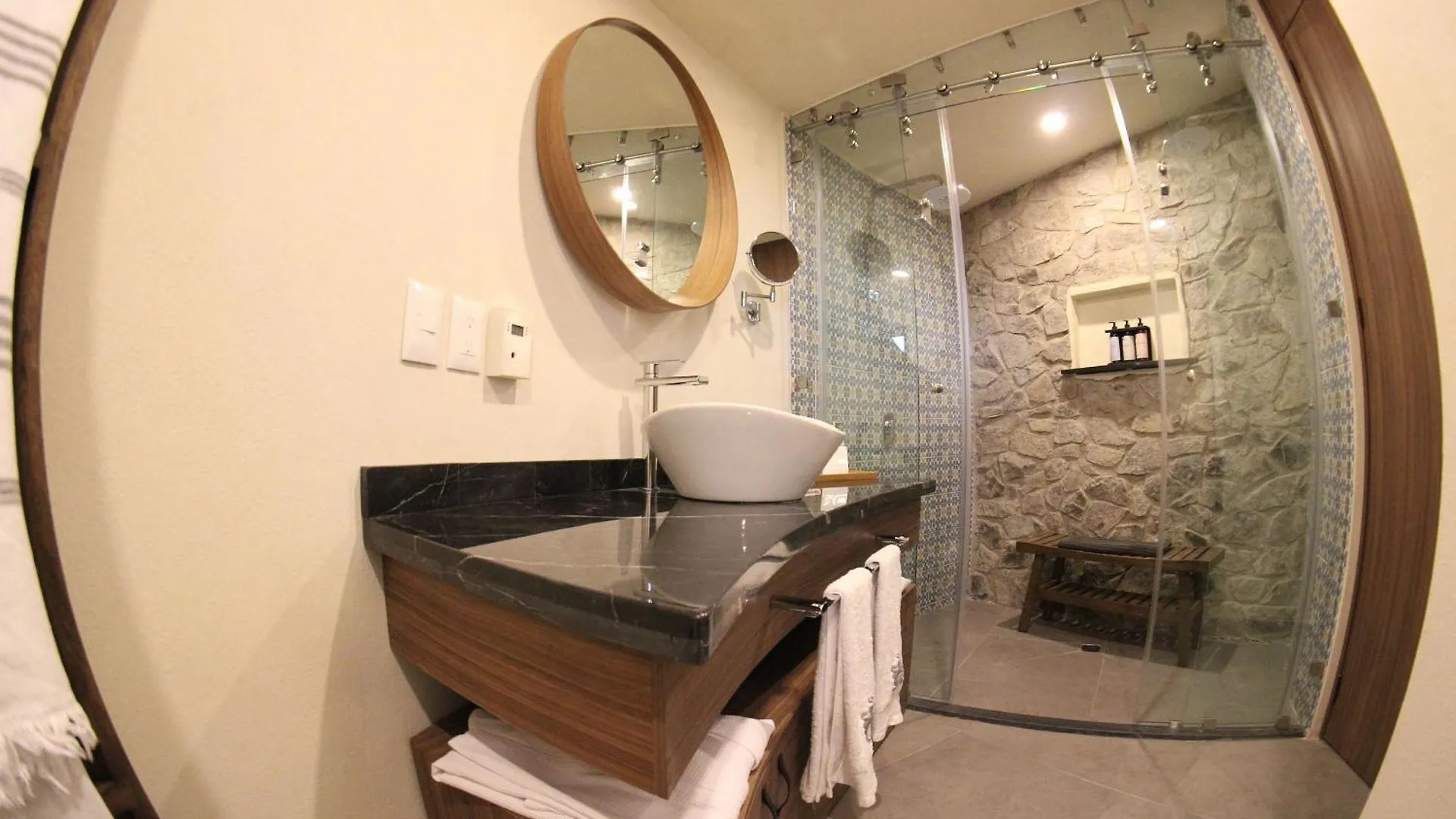 Castello Di Carlo - Suite Carlo VII Santeagueda 0*,